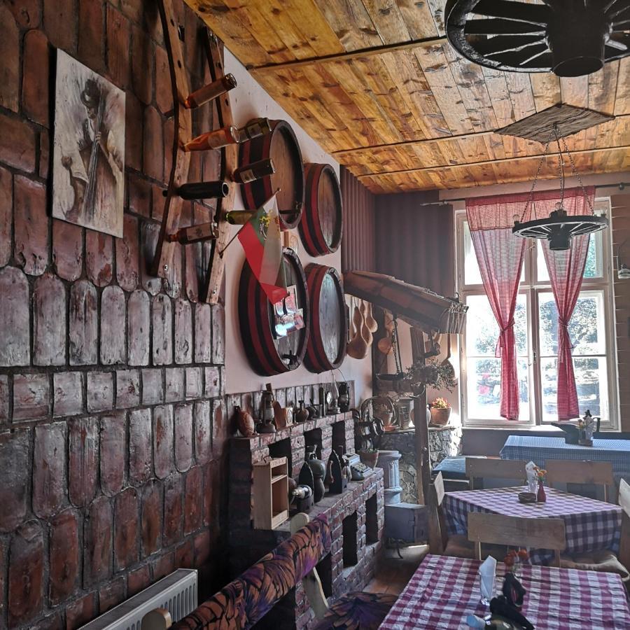 Hotel Etno Konak Angela Kalna Exterior foto